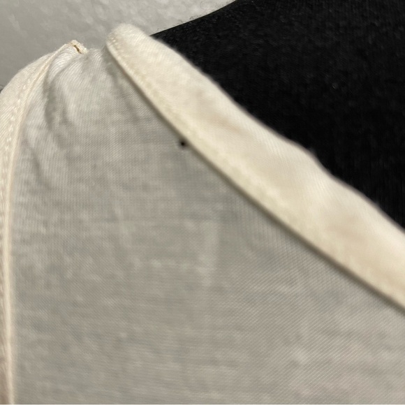 J.Crew Scoop Neck Off White Sleeveless Tee Size SMALL - Picture 6 of 6